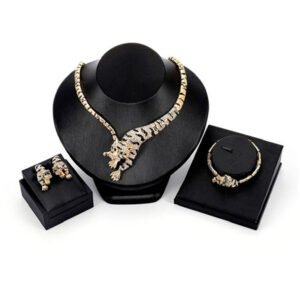 Exquisite Tiger Crystal Jewelry Set